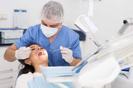 Extraction Dentaire et Implant Immédiat: Solutions Rapides et Efficaces